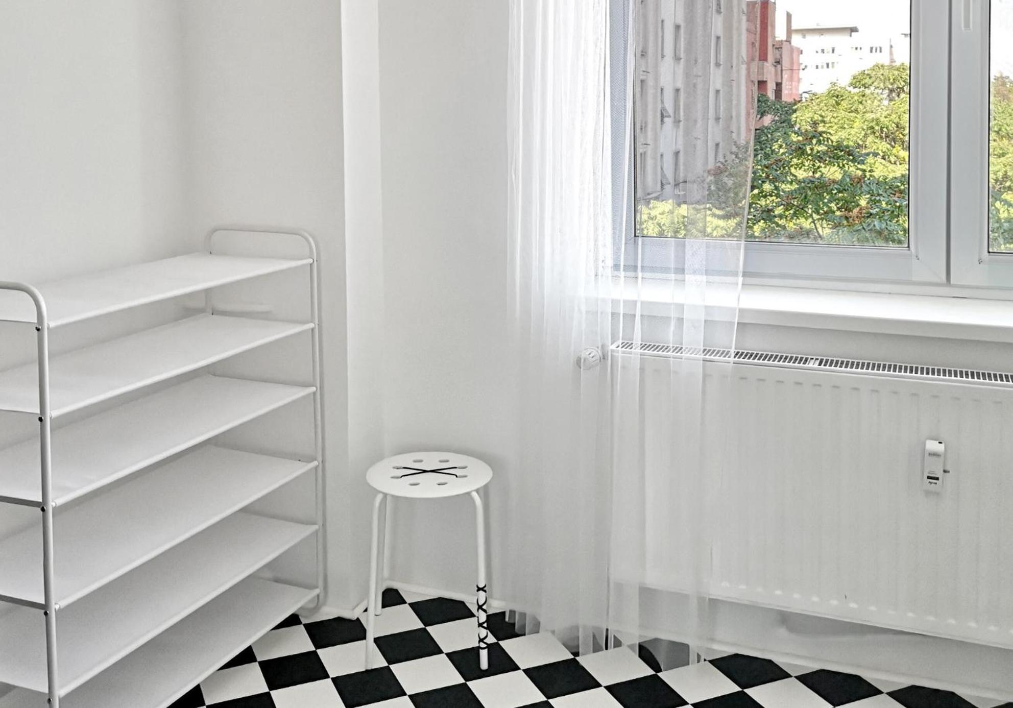 Eclectic Vibes Gara De Nord Apartment *